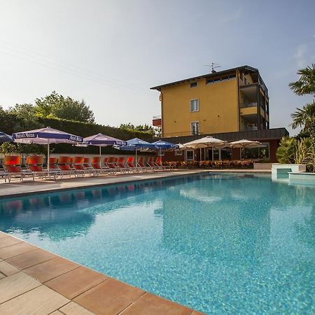 Hotel San Vito バルドリーノ エクステリア 写真