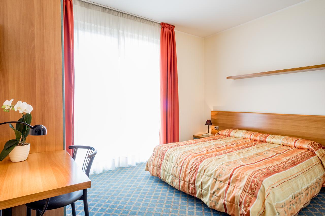 Hotel San Vito バルドリーノ エクステリア 写真