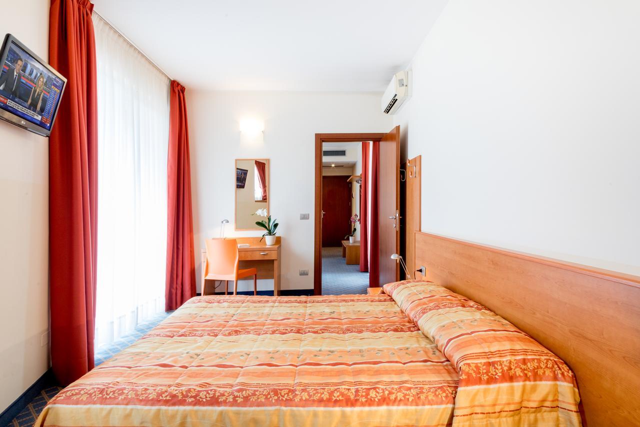 Hotel San Vito バルドリーノ エクステリア 写真